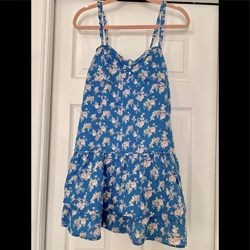 !!SOLD!! ABERCROMBIE & FITCH SUMMER DRESS IN SIZE LARGE🌸